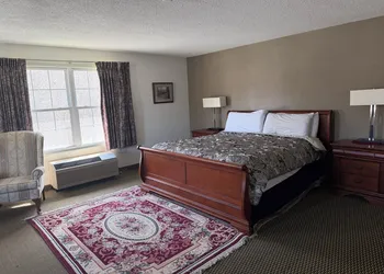 Royal Inn Rockville IN by Hotel O hotel thumbnail 7