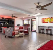 Econo Lodge Inn & Suites Enid South hotel detail image 3