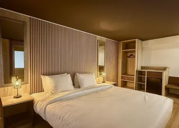 Tropical Palms Hotel hotel thumbnail 3
