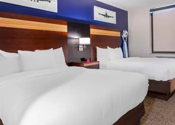 Avion Inn Near LGA Airport, an Ascend Collection Hotel hotel thumbnail 8