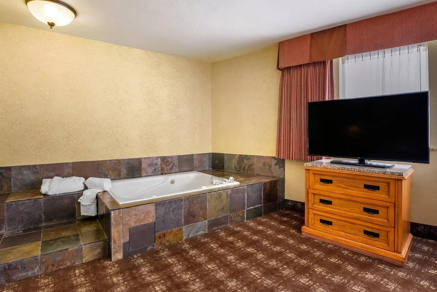 Kathryn Riverfront Inn, an Ascend Collection Hotel hotel detail image 6