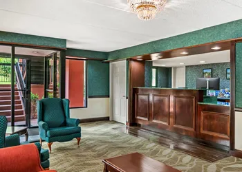 Econo Lodge Helen hotel thumbnail 4