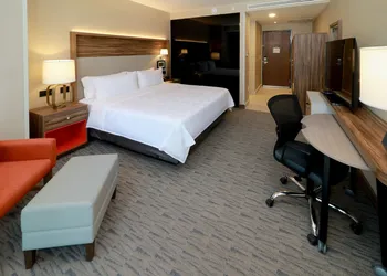 Holiday Inn Hotel and Suites Mexico Felipe Angeles Airport by IHG hotel thumbnail 3