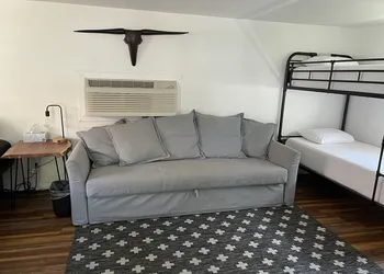 Trailhead Cabins & Lodging hotel thumbnail 6