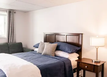 Alaska Frontier Inn hotel thumbnail 4