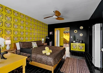 Cheetah Hotel hotel thumbnail 3