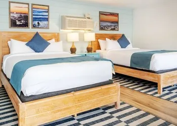 Surf House hotel thumbnail 8