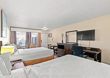 Ocean 5 Hotel hotel thumbnail 7