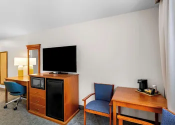 Comfort Inn & Suites Susanville hotel thumbnail 5