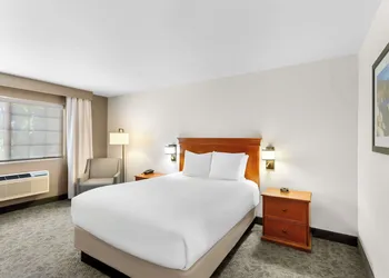 Comfort Inn & Suites Susanville hotel thumbnail 6