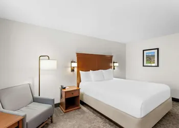 Comfort Inn & Suites Susanville hotel thumbnail 7
