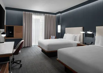 Courtyard By Marriott Calgary Downtown hotel thumbnail 6
