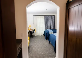 La Playa Inn hotel thumbnail 6