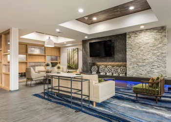 Fairfield Inn & Suites by Marriott Greensboro Coliseum Area hotel thumbnail 3