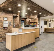 Fairfield Inn & Suites by Marriott Greensboro Coliseum Area hotel detail image 4