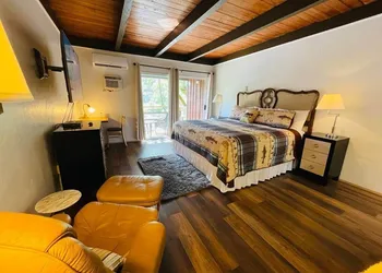 Riverfront Lodging hotel thumbnail 7