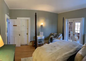 Franklin Manor Bed & Breakfast hotel thumbnail 3