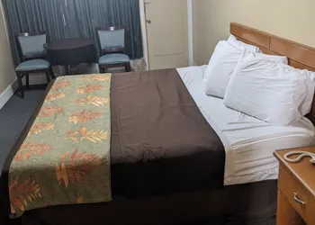 Rainbow Motel hotel thumbnail 3