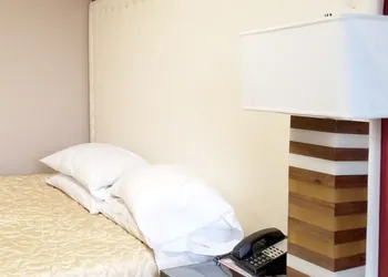 Le Grand Kent Motel hotel thumbnail 4