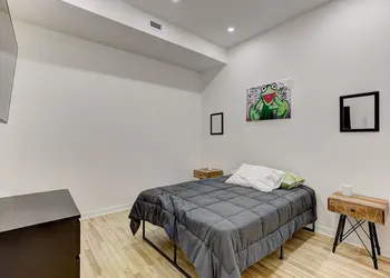 The Loft House - Quartier des Spectacles hotel thumbnail 3