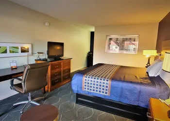 Economy 7 Inn hotel thumbnail 5