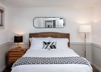 the Alander hotel thumbnail 5