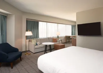 Staybridge Suites Wilmington Downtown by IHG hotel thumbnail 8