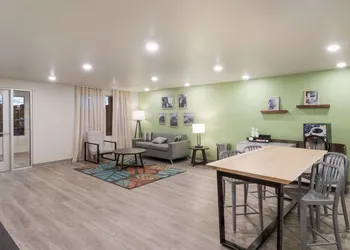 Woodspring Suites Mesa Chandler hotel thumbnail 3