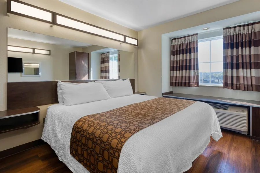 SureStay Plus Hotel by Best Western Buckhannon hotel detail image 6