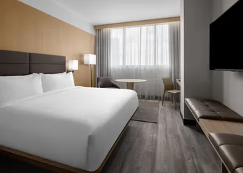 AC Hotel by Marriott Miami Brickell hotel thumbnail 8