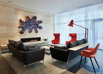 citizenM Chicago Downtown hotel thumbnail 7