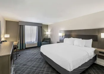 Comfort Inn & Suites Andrews hotel thumbnail 5