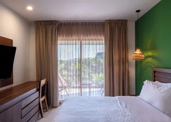 Holiday Inn Tulum by IHG hotel thumbnail 7
