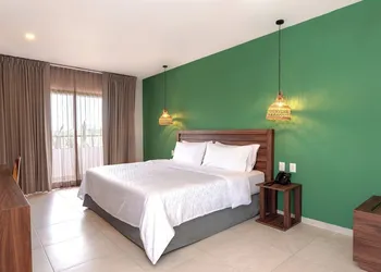 Holiday Inn Tulum by IHG hotel thumbnail 8