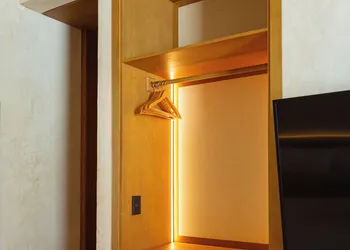 Decu Downtown hotel thumbnail 5