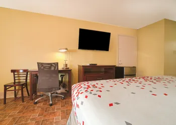 Aransas Bay Inn & Suites Corpus Christi by OYO hotel thumbnail 8
