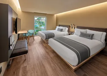 City Express Plus by Marriott Cancún Aeropuerto Riviera hotel thumbnail 5
