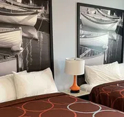 Super 8 by Wyndham Lindenhurst hotel detail image 4