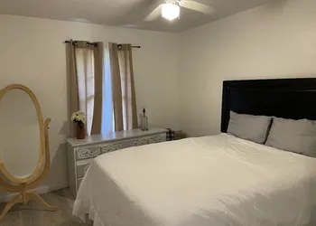 Bed and breakfast hotel thumbnail 2