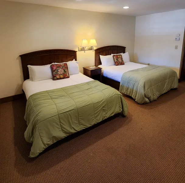 The Inn at Shady Lawn hotel detail image 6