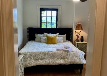 Red Hill Bed and Breakfast hotel thumbnail 8