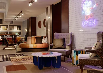 Moxy Richmond Downtown hotel thumbnail 4