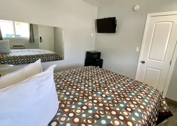 Dixie Motel hotel thumbnail 2