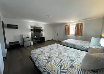 Motel 6 Artesia, NM hotel thumbnail 6