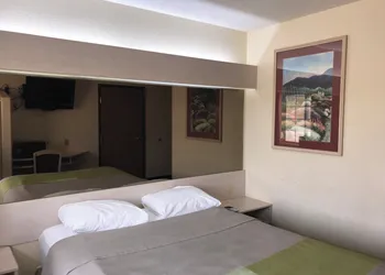 Chadron Inn & Suites hotel thumbnail 8
