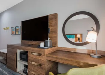 Hampton Inn Williams hotel thumbnail 5