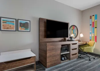 Hampton Inn Williams hotel thumbnail 8