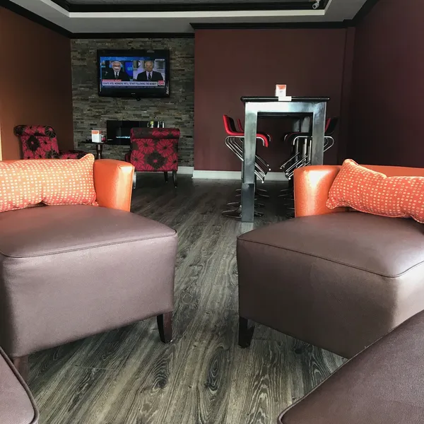 Milan Inn & Suites hotel detail image 2