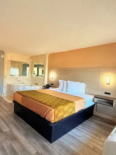 Milan Inn & Suites hotel detail image 6