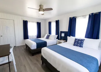 Anchor Bay Inn and Suites hotel thumbnail 4